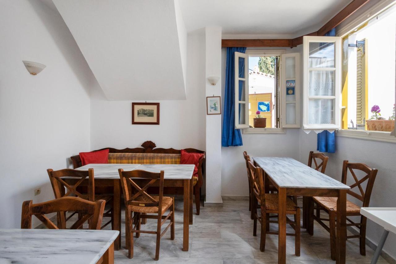 Villa Kalomira Spétses Esterno foto