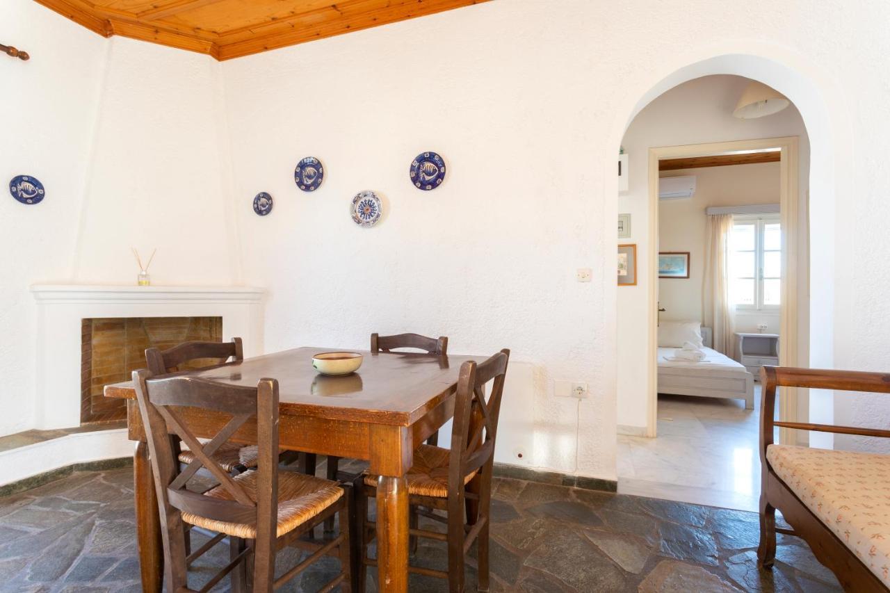 Villa Kalomira Spétses Esterno foto