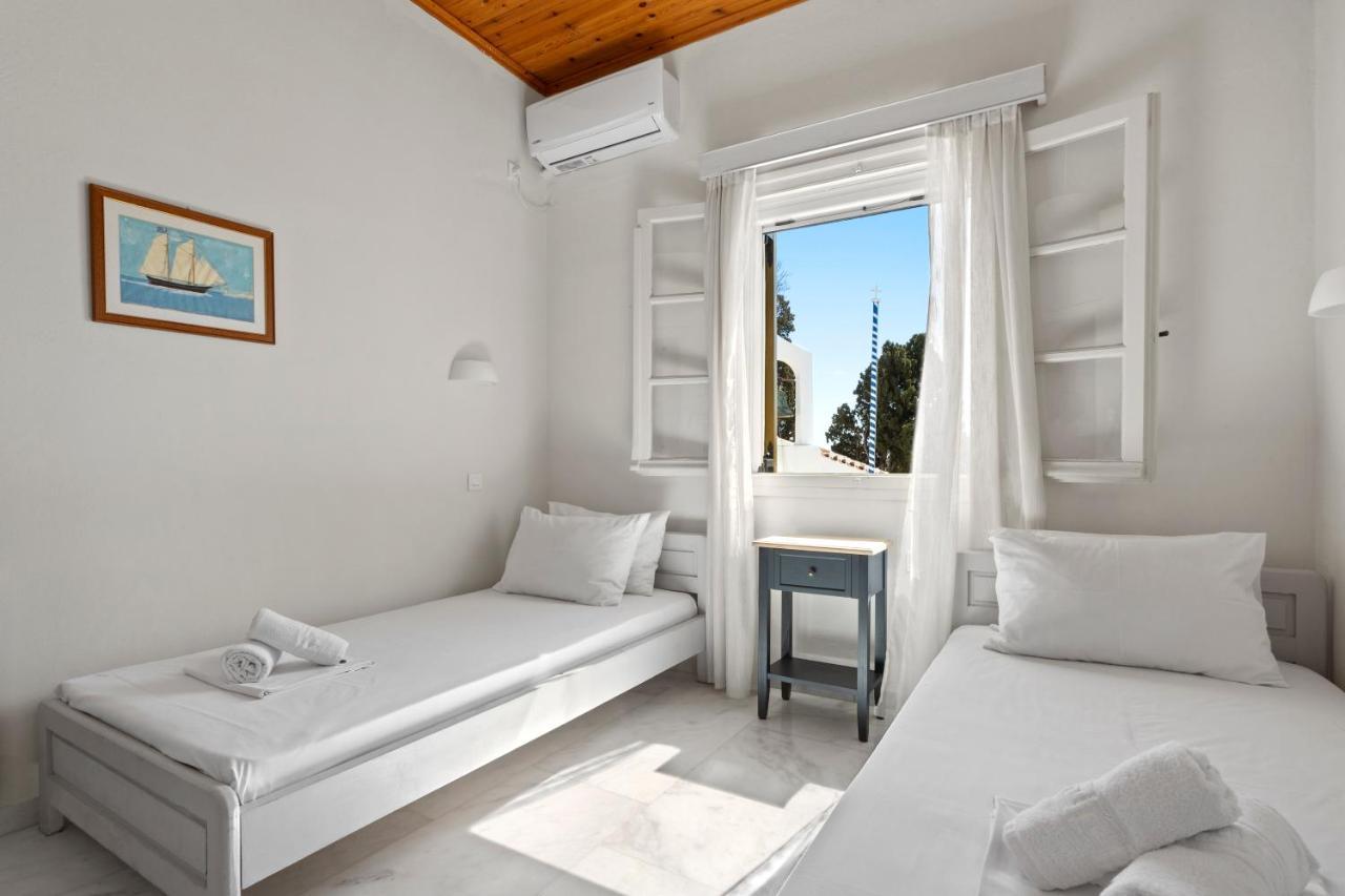 Villa Kalomira Spétses Esterno foto