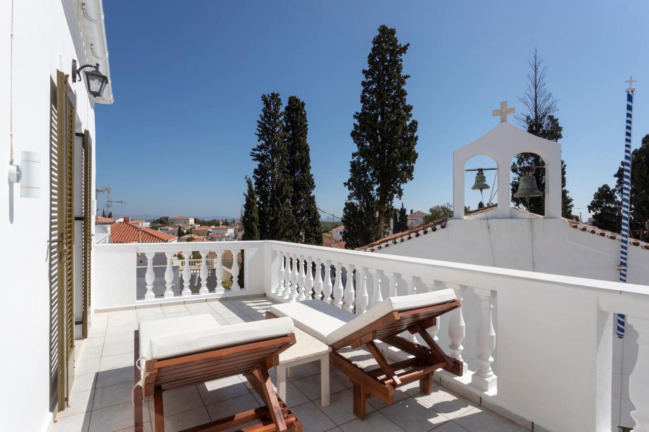 Villa Kalomira Spétses Esterno foto